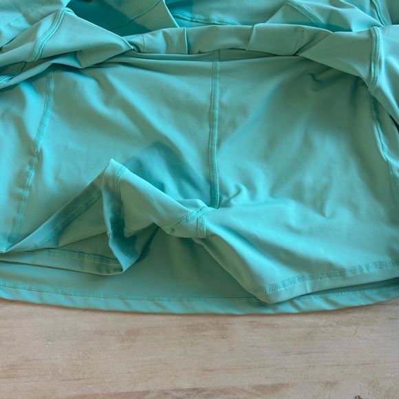 Aqua colored tennis/ pickleball skirt. Size XL - Picture 2 of 3